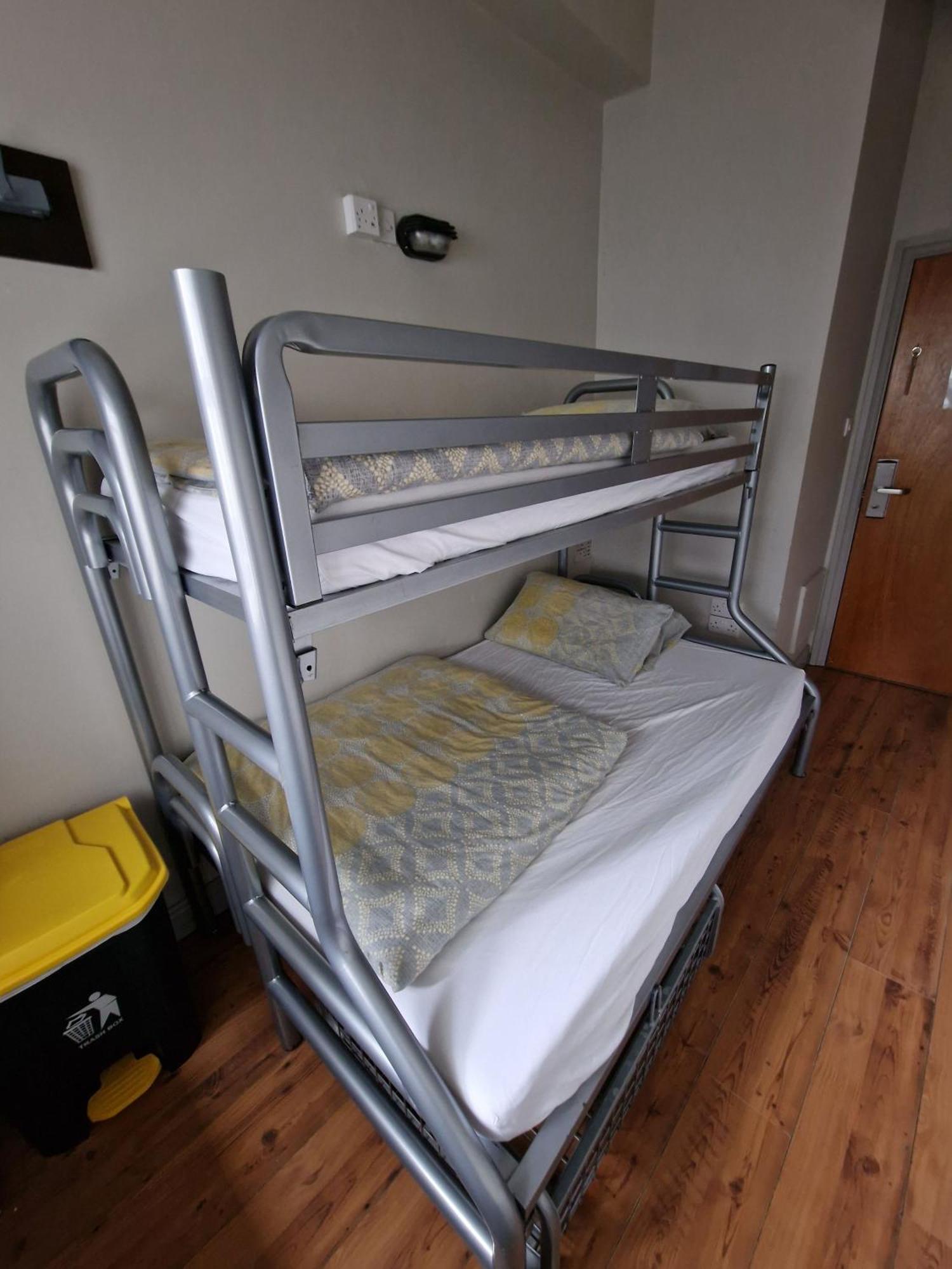 Bru Bar & Hostel كورك المظهر الخارجي الصورة